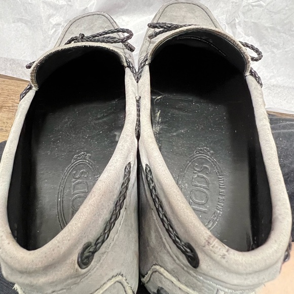 Tod's Men's LACCETTO Gommino Suede Gray Driving Loafers Size 7.5 Box & Dust Bag - Picture 6 of 11